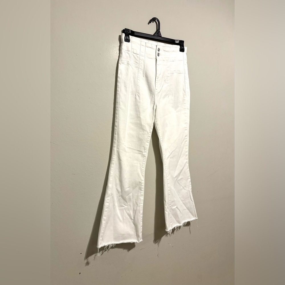 We The Free‎ People Flare Jeans High Rise Stretch White Frayed Hem Size 31 - Picture 3 of 7